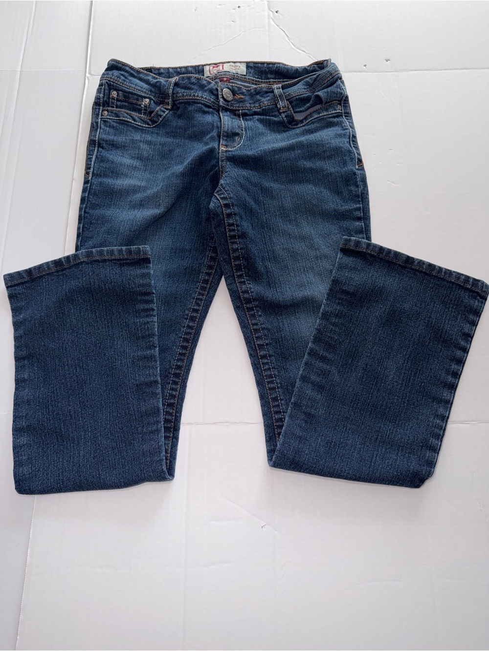 L.e.i. Classic Dark Wash Women’s Jeans